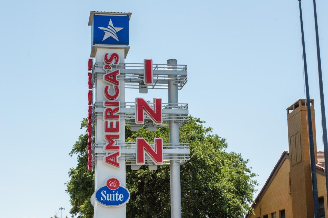 America'S Inn Houston/Stafford /Sugarland Kültér fotó