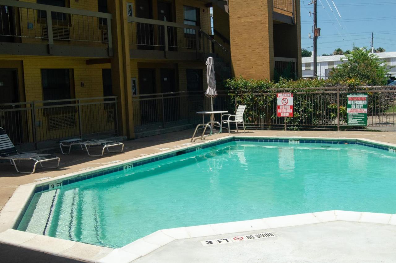 America'S Inn Houston/Stafford /Sugarland Kültér fotó
